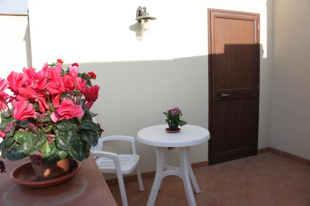 Residence Barbara Trapani Bagian luar foto