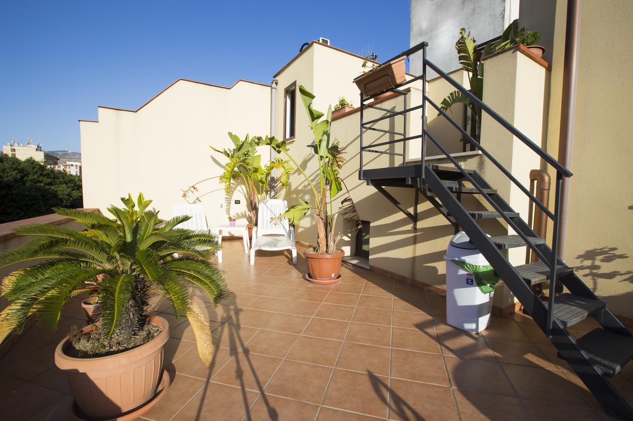 Residence Barbara Trapani Bagian luar foto